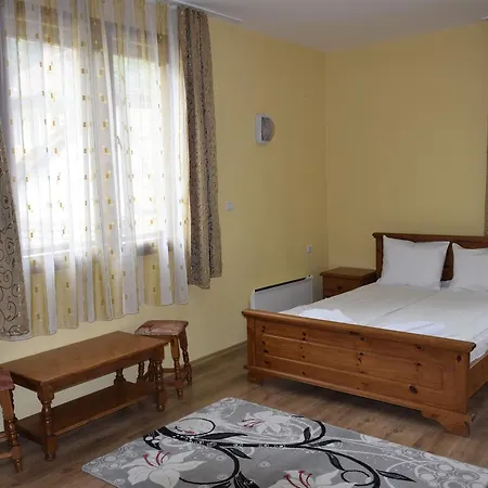 Kamenitsa Guest house