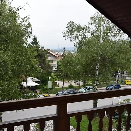 Guest house Kamenitsa *